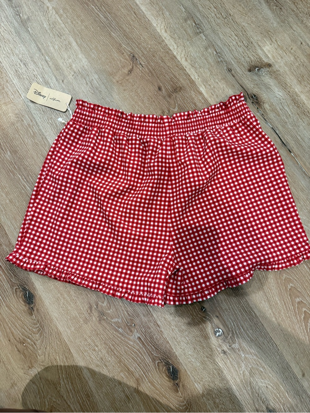 Red Gingham Ruffle Waist Women’s Shorts - Picture 5 of 5